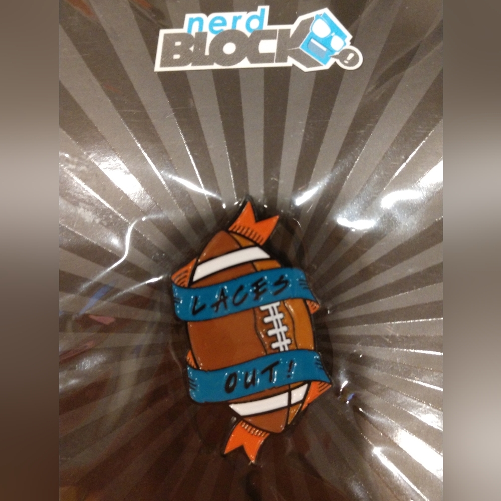 Limited edition Laces Out Nerd Block 🤓 collectible pin, NEW never opened